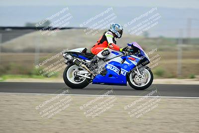 media/Apr-18-2025-TrackDaz (Fri) [[45f5874c44]]/C Group/Session 1 (Turn 7)/